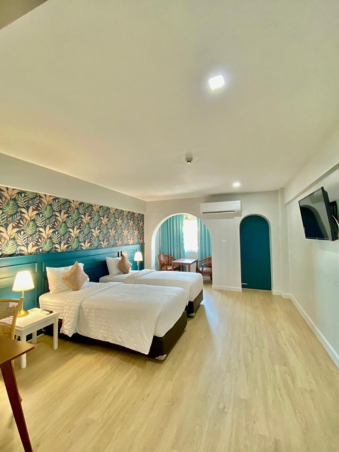 Regent Ramkhamhaeng 22 Hotel Bangkok Ngoại thất bức ảnh